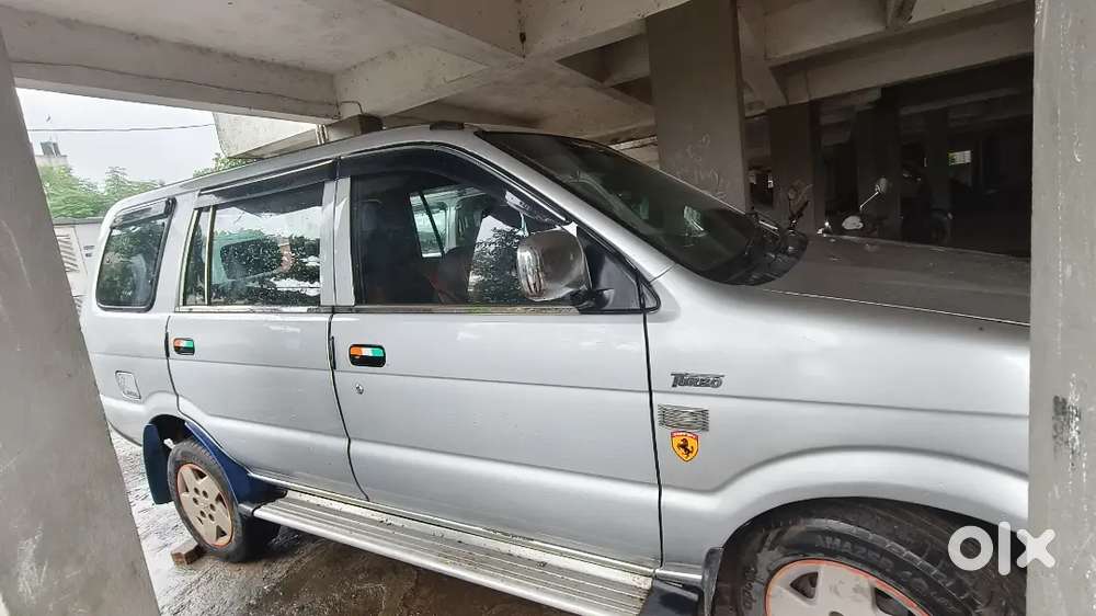 Chevrolet Tavera 2012 Diesel 85000 Km Driven