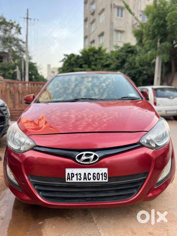 Hyundai I20 Sportz 1.4 Crdi 6 Speed Bs-iv, 2012, Diesel