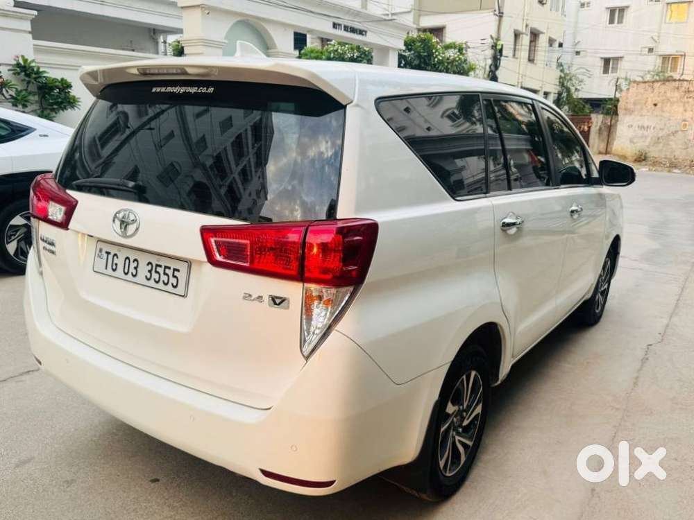 Toyota Innova Crysta 2.4 V, 2023, Diesel