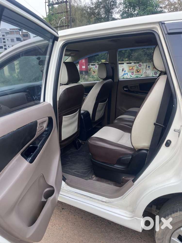 Toyota Innova 2.5 G (diesel) 7 Seater, 2015, Diesel