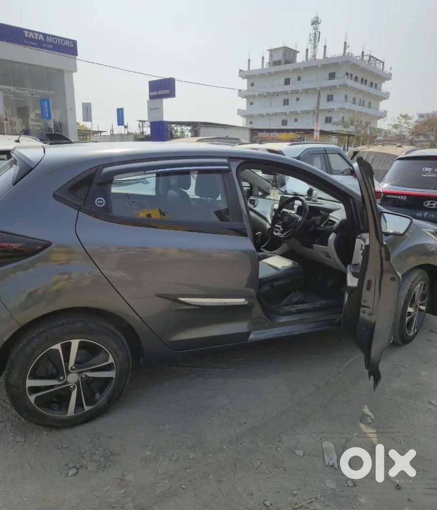 Tata Altroz 2024 Cng & Hybrids 40000 Km Driven