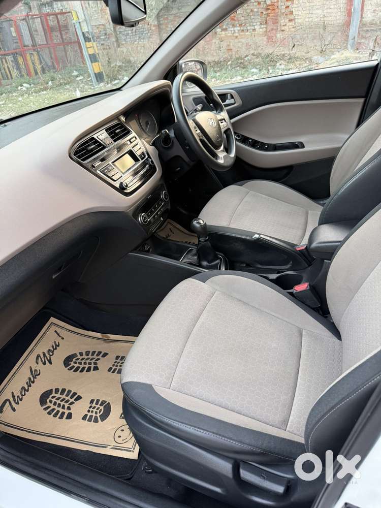 Hyundai I20 Sportz 1.2 Bs-iv, 2017, Petrol