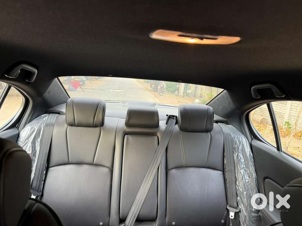 Honda City 2025 Petrol 14572 Km Driven