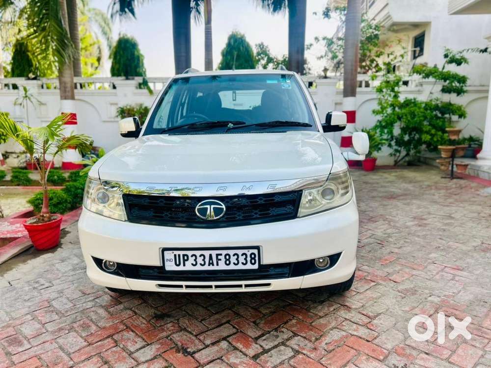 Tata Safari Storme 2015 Diesel 80000 Km Driven