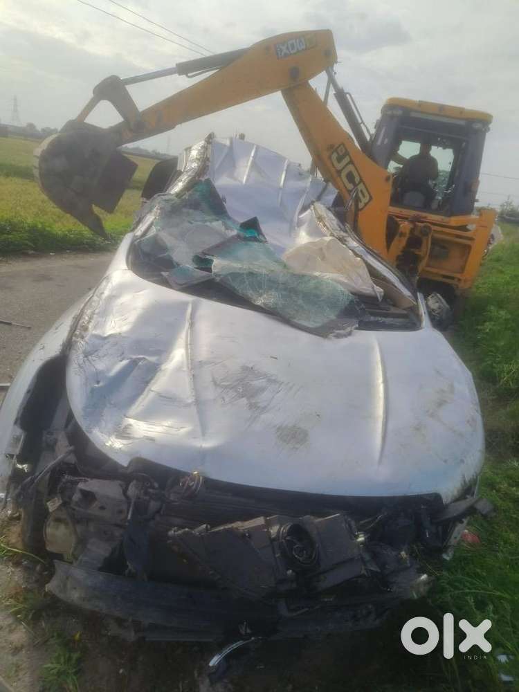 Mahindra Xuv500 2014 Diesel Spare Parts Or Kabdai