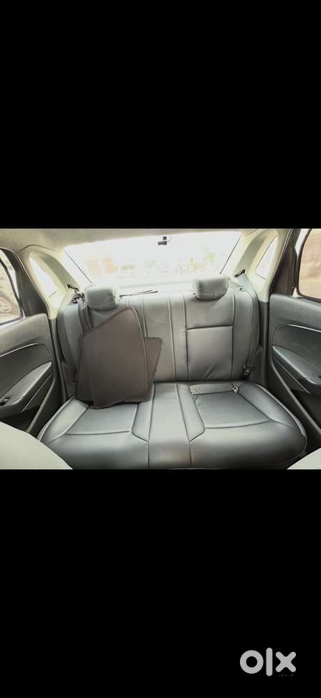 Volkswagen Ameo June 2018 Car With Dash Cam, Armrest, Music System