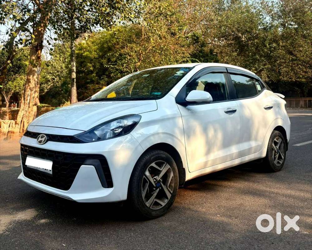 Hyundai Aura 1.2 Sx Cng, 2023, Cng & Hybrids