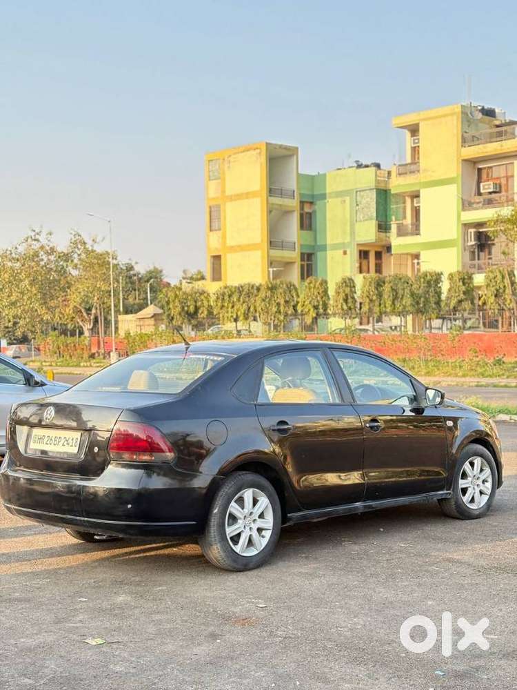 Volkswagen Vento Celeste 1.6 Highline, 2012, Petrol