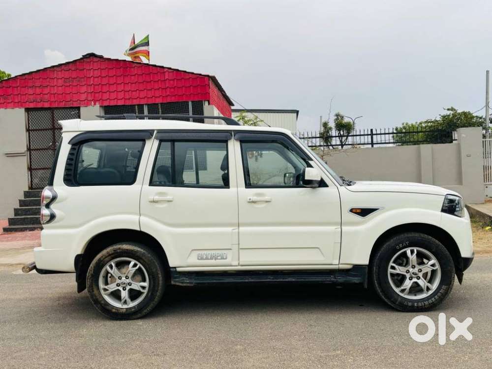 Mahindra Scorpio S6 Plus, 2017, Diesel