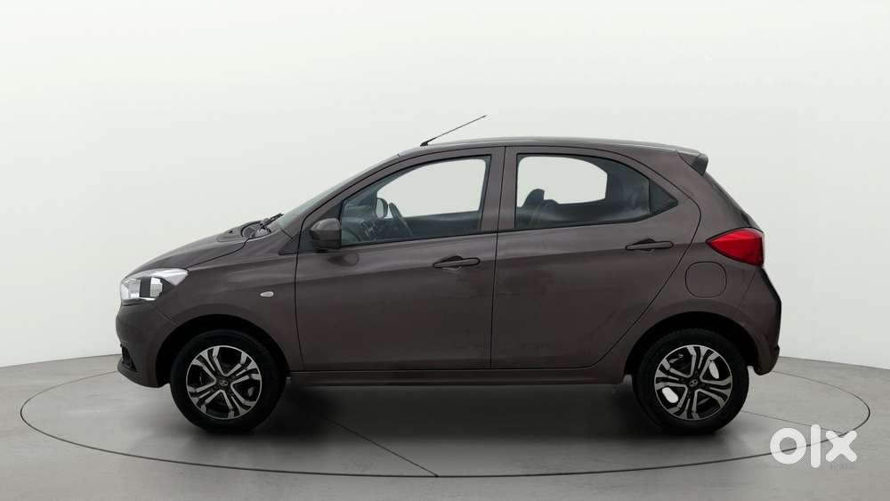Tata Tiago 1.2 Revotron Xza, 2019, Petrol