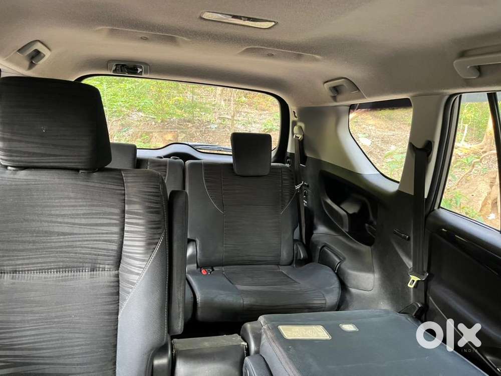 Toyota Innova Crysta 2017 Diesel 160000 Km Driven