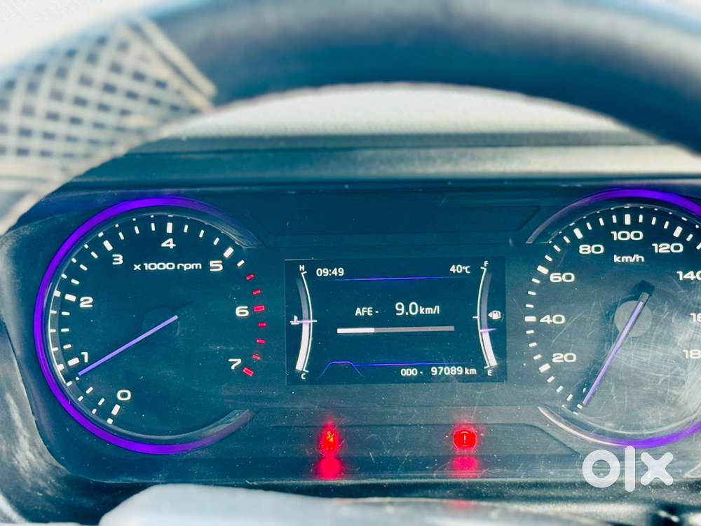 Mahindra Marazzo, 2023, Diesel
