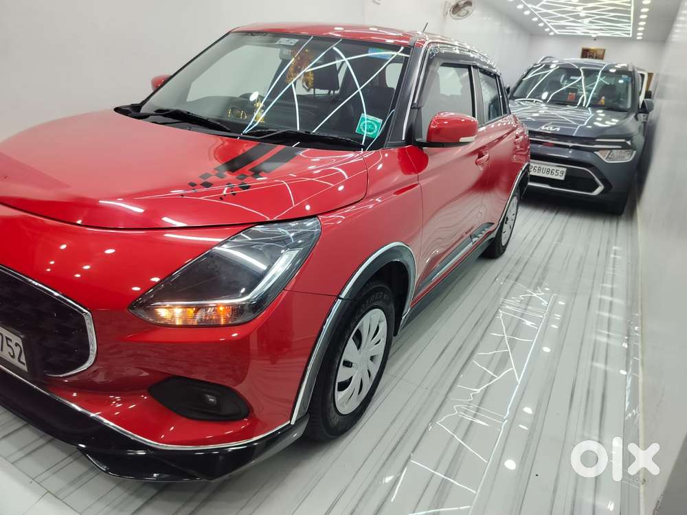 Maruti Suzuki Swift Vxi + Manual, 2025, Petrol