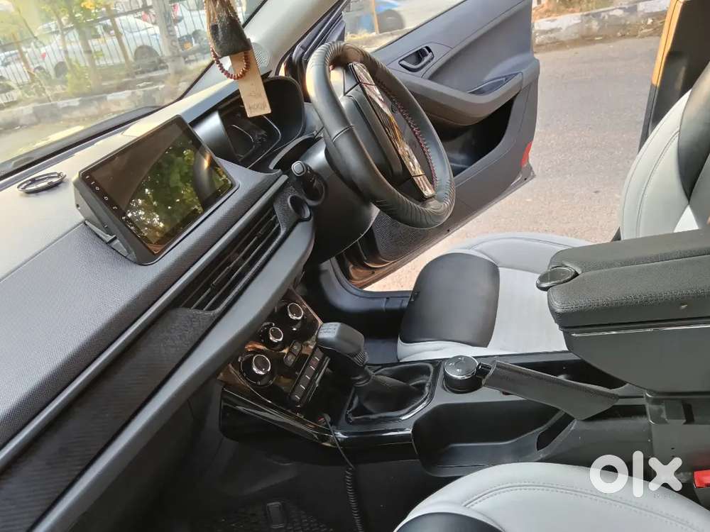 Title:
Tata Nexon 2025 Base Petrol  12,000 Km  ₹7.20 Lakh