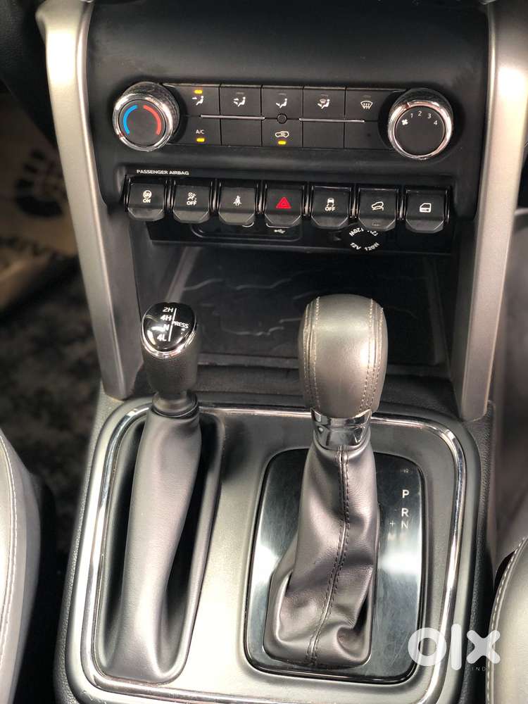 Mahindra Thar Lx 4-str Convertible At, 2024, Petrol