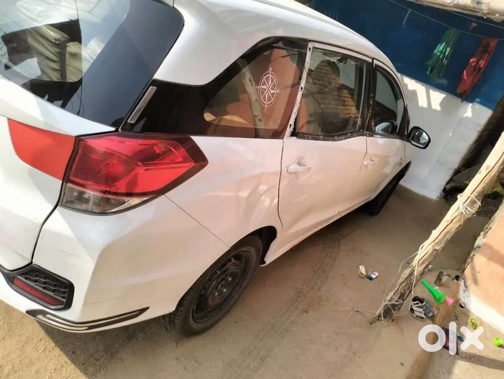 Honda Mobilio 2016 Diesel 242653 Km Driven