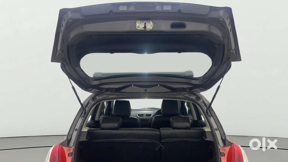 Maruti Suzuki Swift Zxi, 2017, Petrol