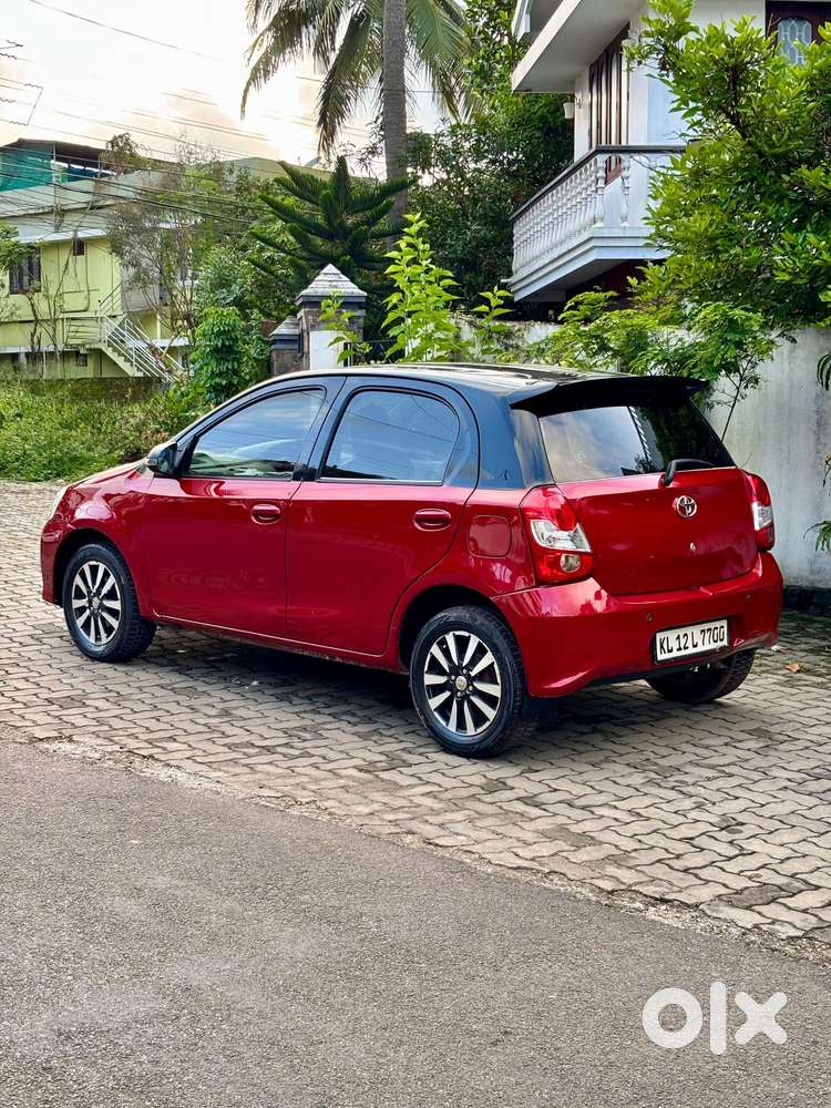 Toyota Etios Liva Vxd Dual Tone, 2017, Diesel