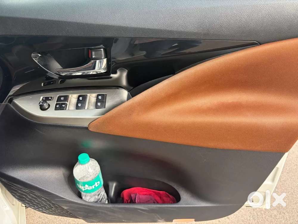 Toyota Innova Crysta [2020-ongoing] 2.7 Zx At 7 Str, 2022, Petrol