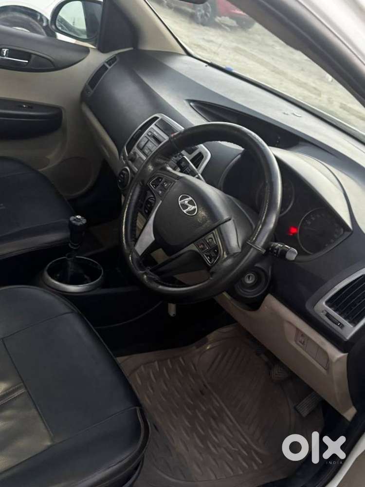 Hyundai I20 Sportz 1.2 Bs-iv, 2013, Petrol