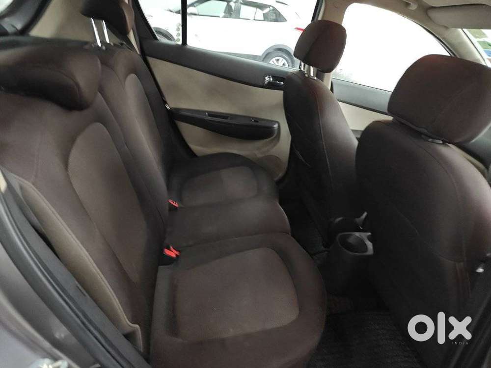 Hyundai I20 Sportz 1.2 Bs-iv, 2013, Petrol