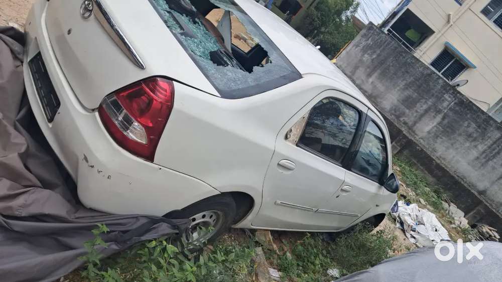 Toyota Etios 2012 Diesel 100000 Km Driven