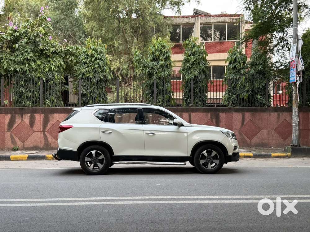 Mahindra Alturas G4 4x4 At, 2019, Diesel