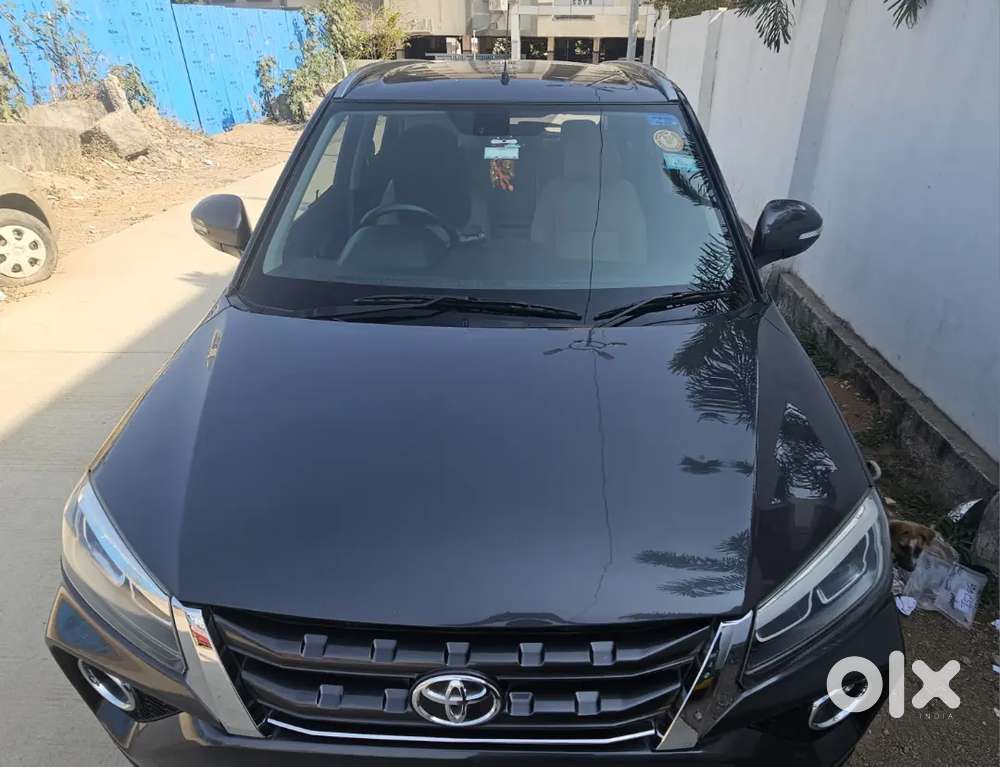 Toyota Urban Cruiser 2021 At Petrol Well Maintained