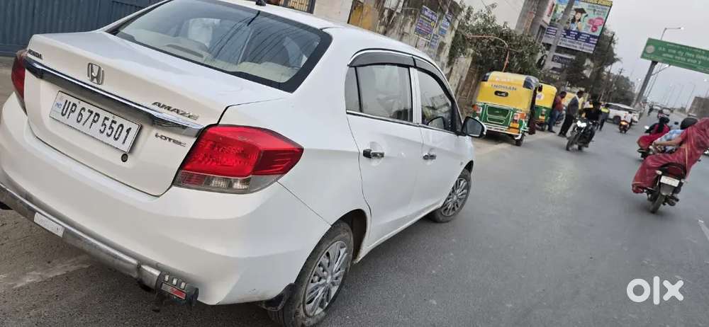 Honda Amaze 2016 Variant Petrol
