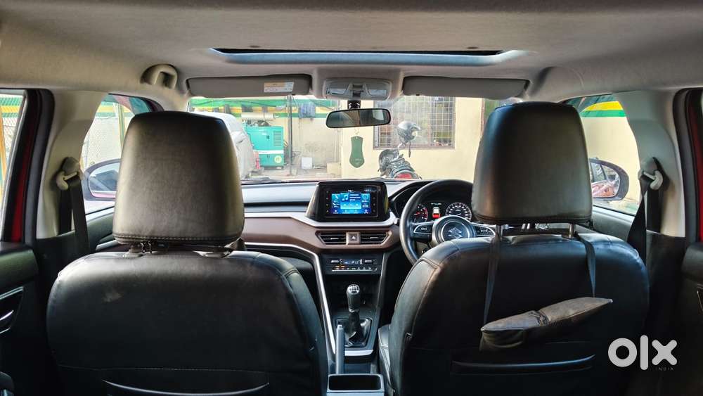 Maruti Suzuki Brezza 1.5 Zxi Smart Hybrid, 2023, Petrol