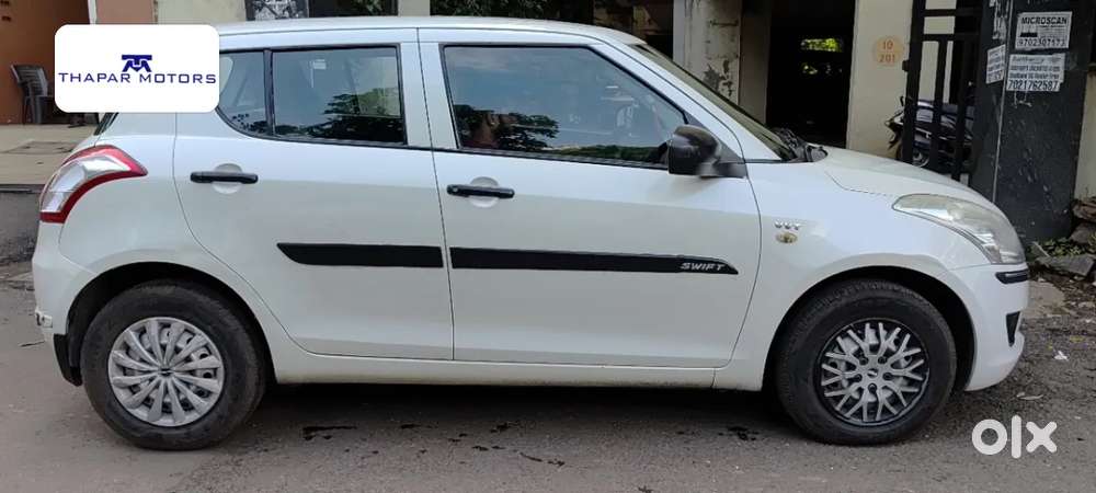 Maruti Suzuki Swift Lxi Bsiv, 2012, Petrol