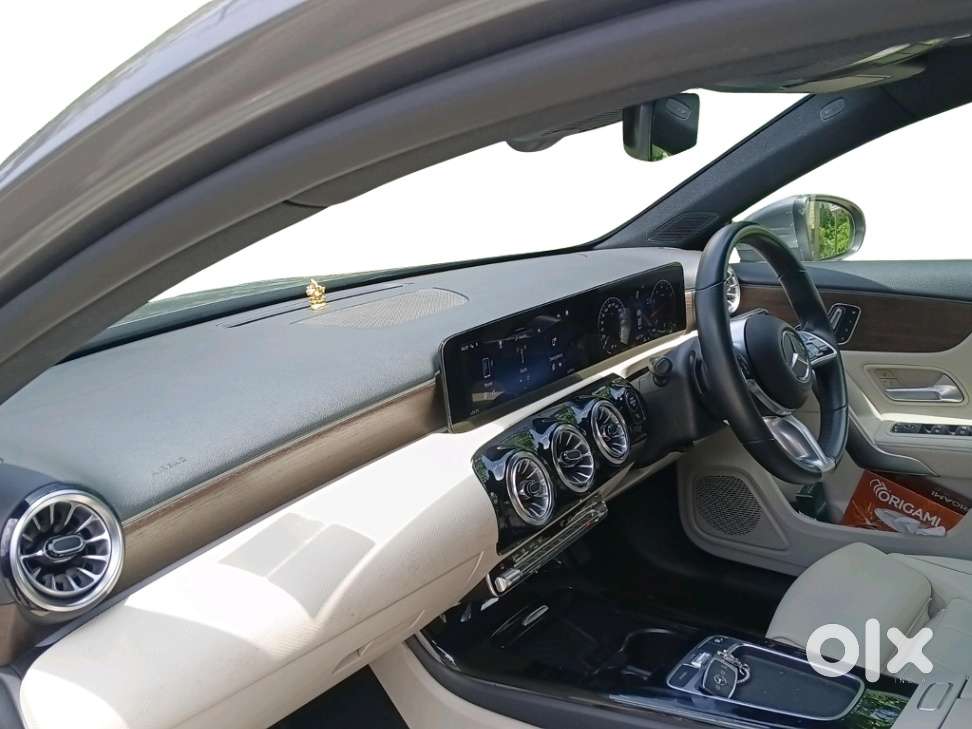 Mercedes-benz A-class Limousine 200, 2023, Petrol