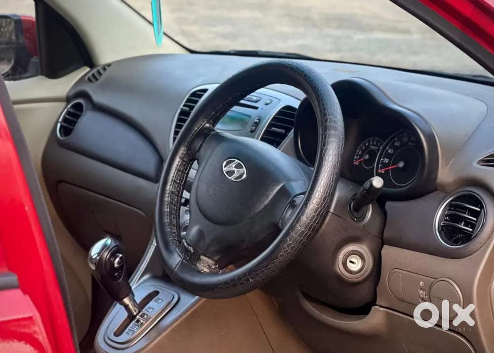 Hyundai I10 Sportz 2012 , Automatic