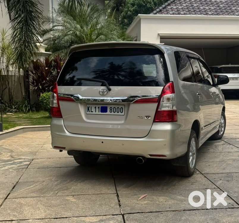Toyota Innova Diesel Manual 2014.  Original Kerala, Fancy Number
