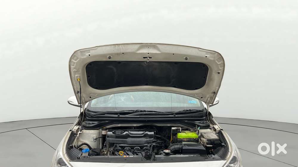 Hyundai Verna 1.6 Vtvt Sx, 2019, Petrol