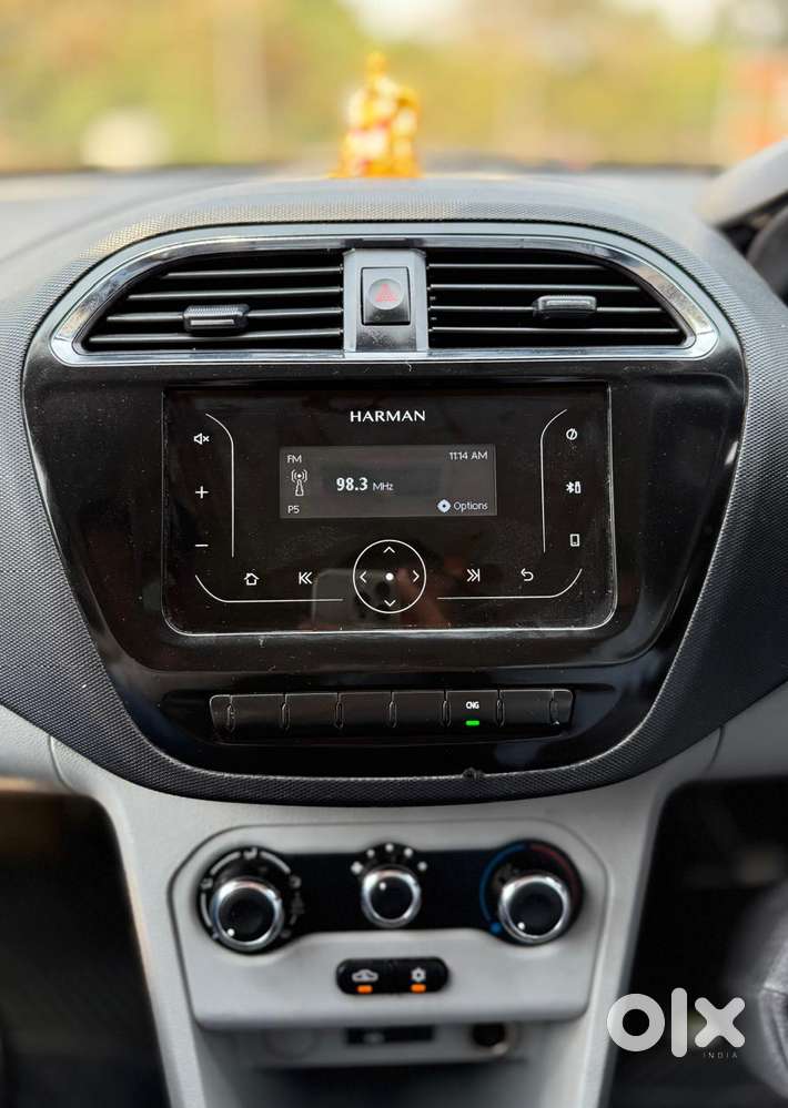 Tata Tigor 1.2 Revotron Xt, 2022, Petrol