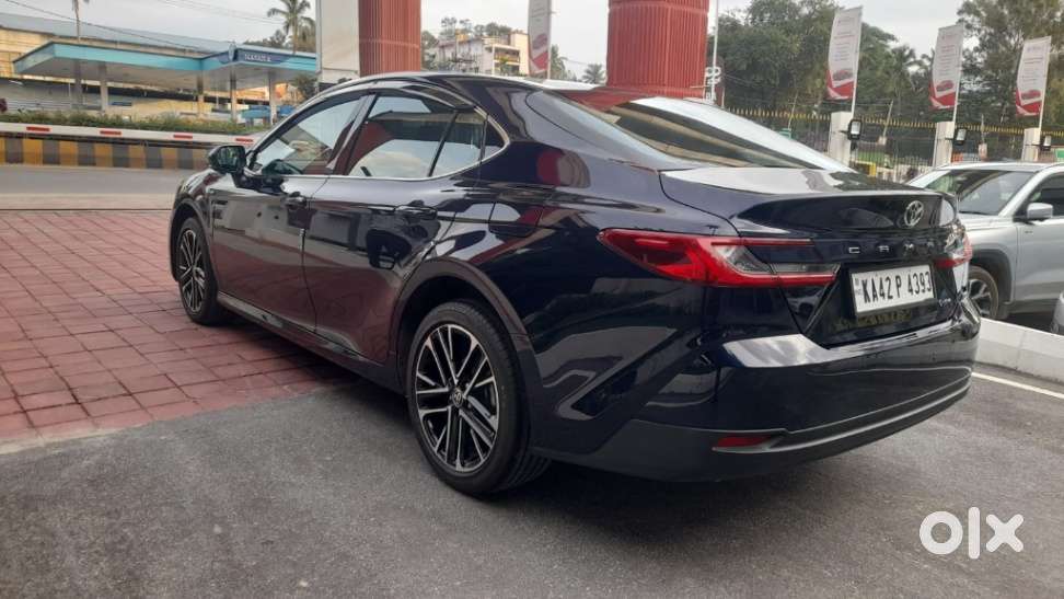 Toyota Camry Hybrid, 2025, Petrol