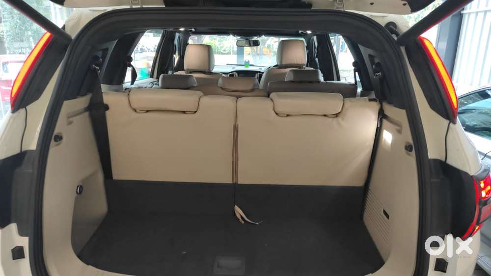 Ford Endeavour 3.2 Titanium Plus 4x4 At, 2018, Diesel