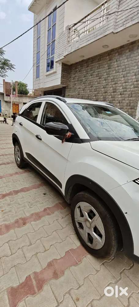 Tata Nexon Cng & Petrol 2025(13000km)