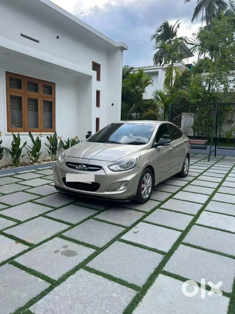 Hyundai Verna 2012 Petrol+cng 71000 Km Driven