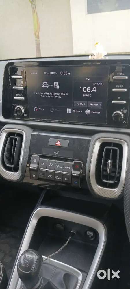 Kia Sonet 2021 Petrol 30000km Driven