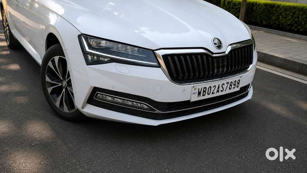 Skoda Superb 2.0 L&k Tsi At, 2022, Petrol