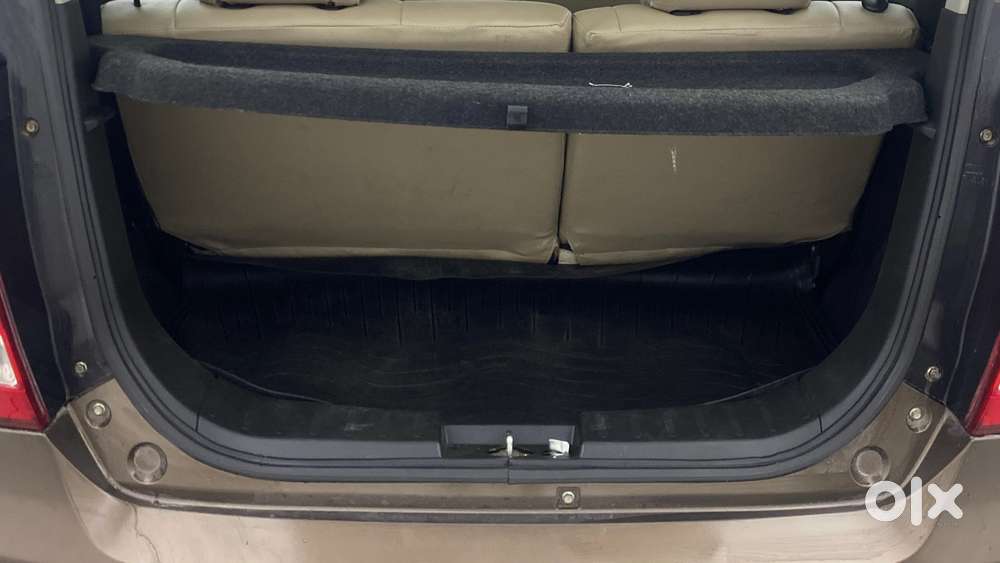 Maruti Suzuki Wagon R Amt Vxi Option, 2017, Petrol