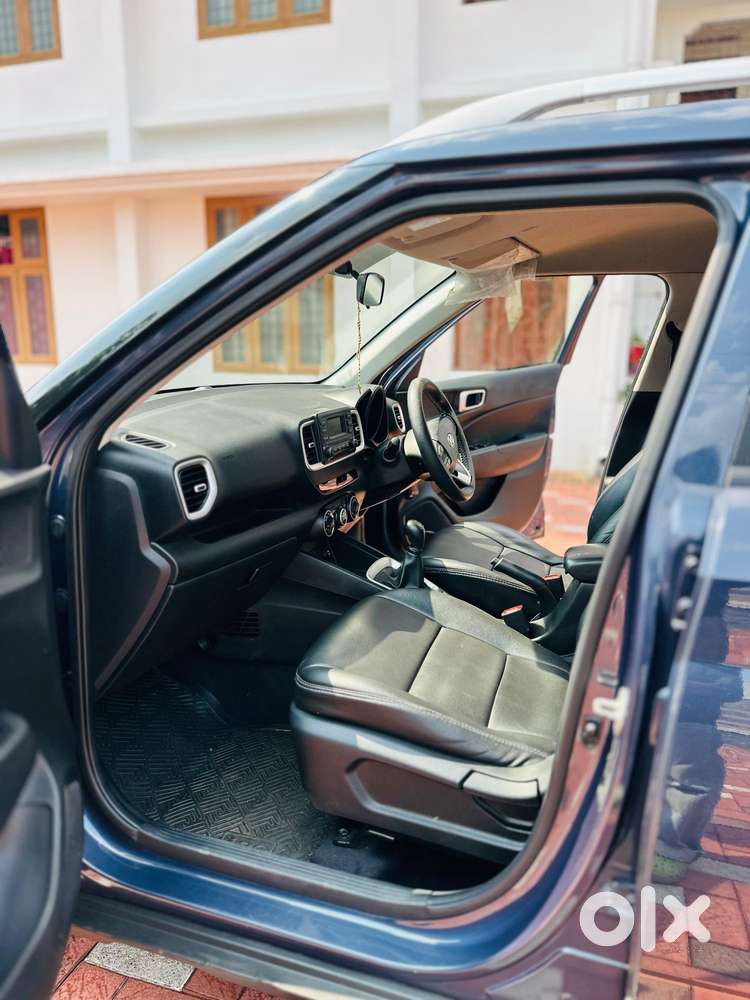 Hyundai Venue 1.2 S Plus, 2020, Petrol