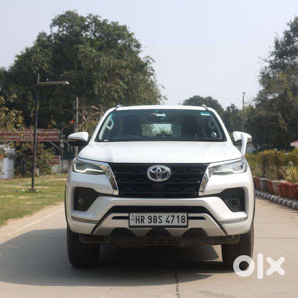 Toyota Fortuner 3.0 4x2 Automatic, 2024, Petrol