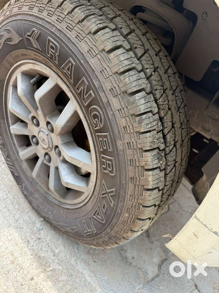 Mahindra Tuv 300 2019