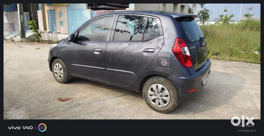 Hyundai I10 2011 Petrol 75000 Km Driven