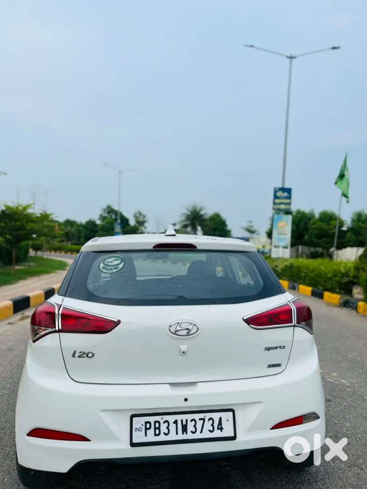 Hyundai New I20 Sportz 2015