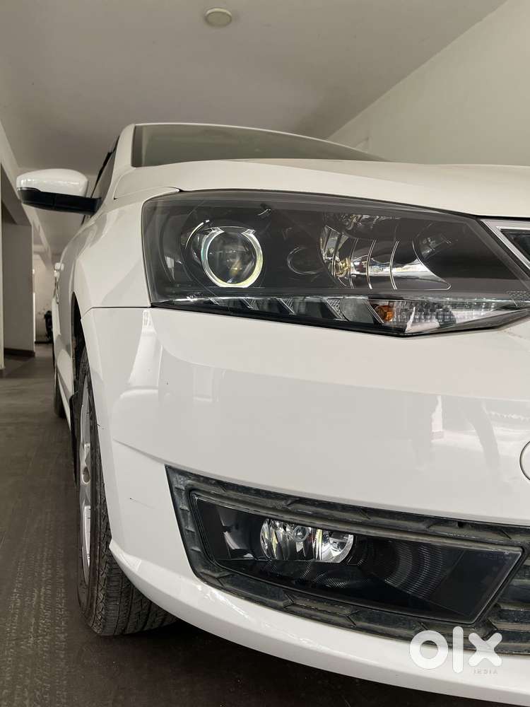 Skoda Rapid 1.0 TSI AUTOMATIC, 2020
