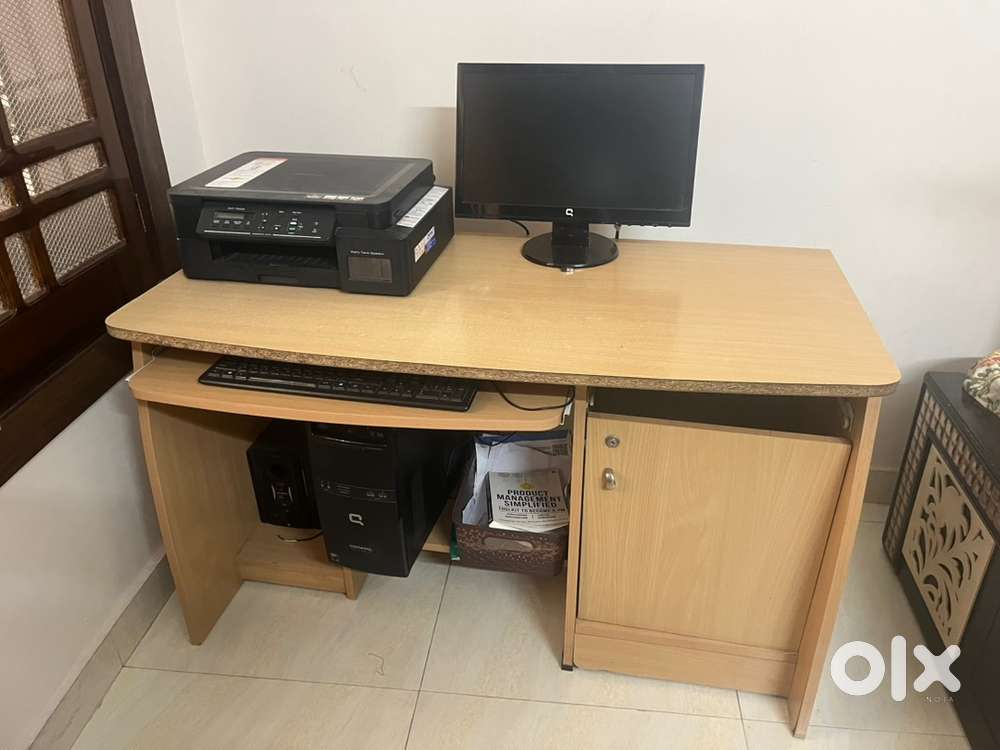 Computet table
